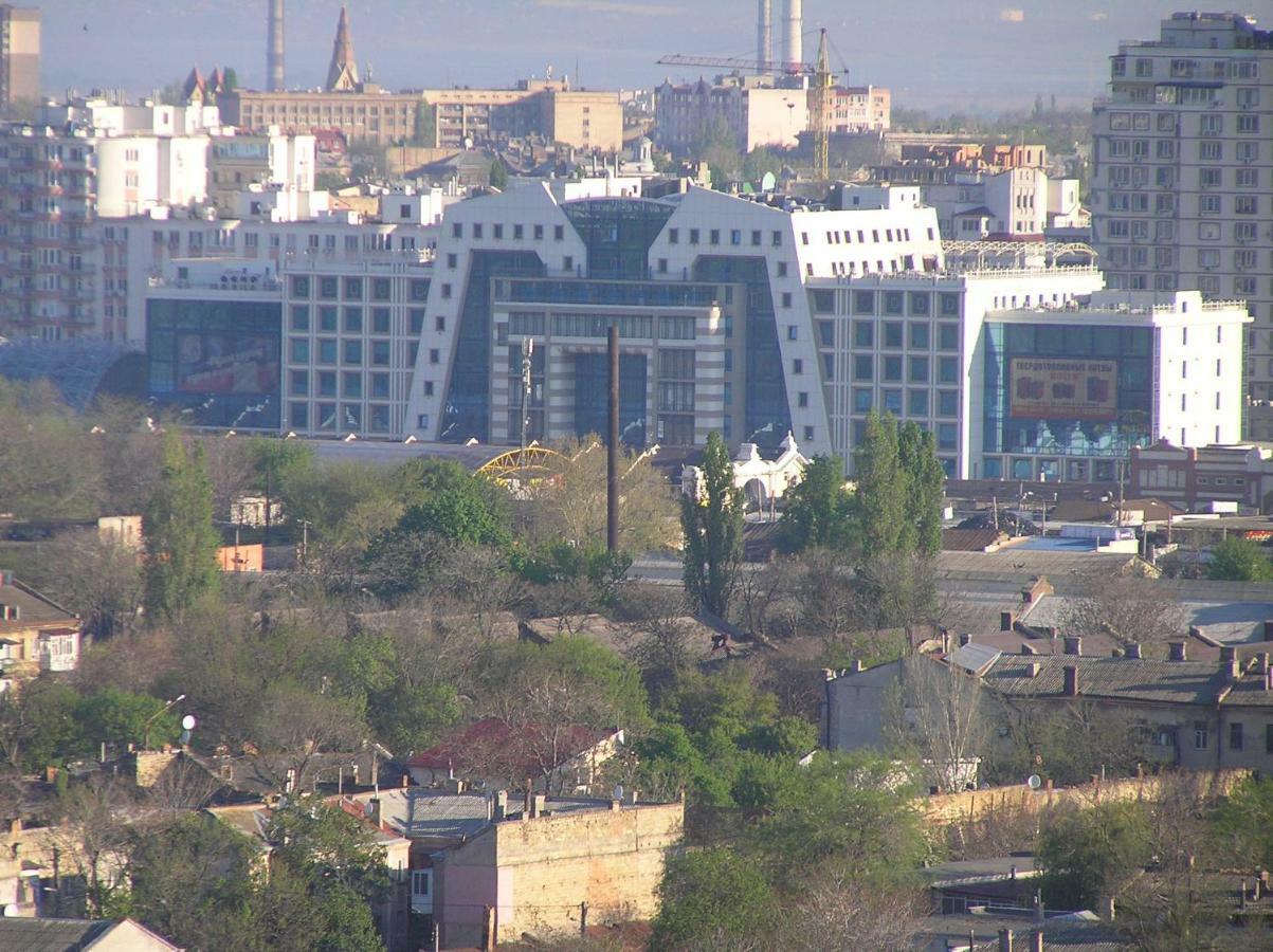 Orange Guest Rooms Одесса Экстерьер фото